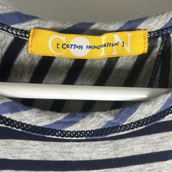 Super cute, open back button closure, striped tank top, dark blue and light blue - Picture 5 of 6